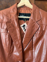 Load image into Gallery viewer, Vintage 70&#39;s Tobacco Leather Jacket (M)