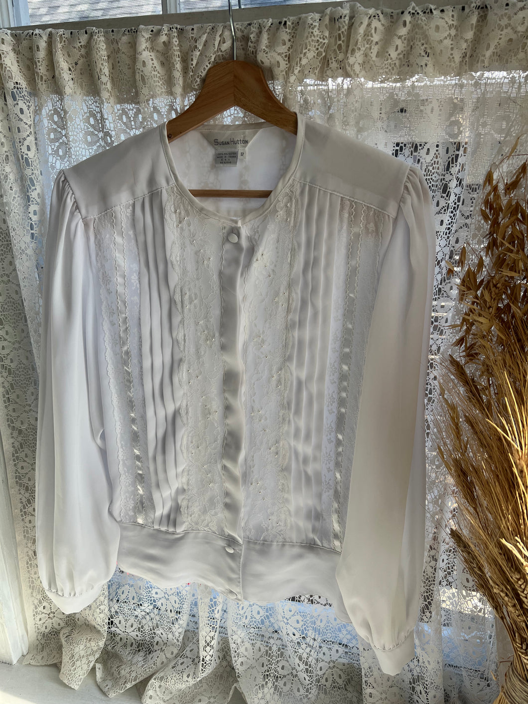 Vintage 80's White (Lace/Pintuck/Beaded) Balloon Sleeve Blouse (L)
