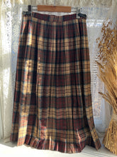 Load image into Gallery viewer, Vintage 70&#39;s Scottish Wool Tartan Kilt Skirt (Tags Still On)