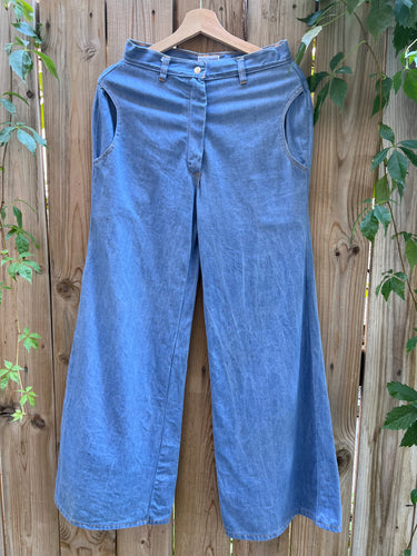 Vintage 70's Extreme Wide Leg Denim Jeans (RARE curvy style)